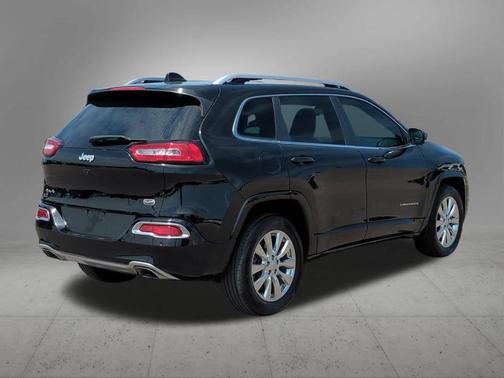 2018 Jeep Cherokee Overland