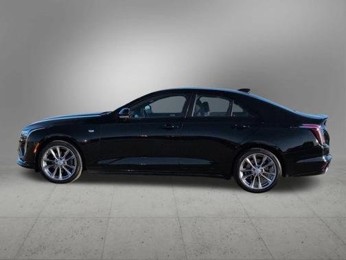 2023 Cadillac CT4 Sport