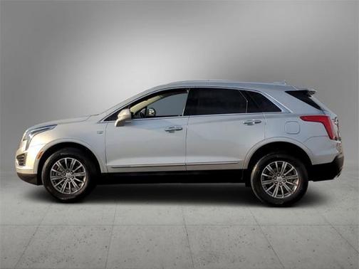 Photo 3 of 37 of 2019 Cadillac XT5 Luxury