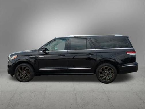 2022 Lincoln Navigator L Reserve