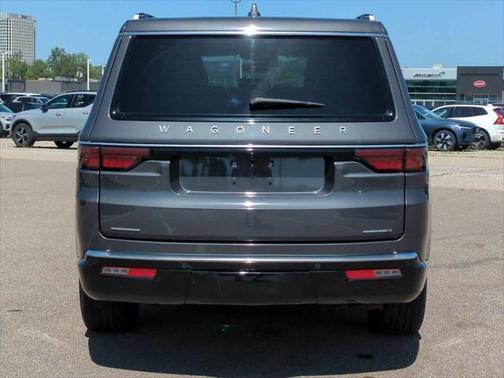 2022 Jeep Wagoneer Series II