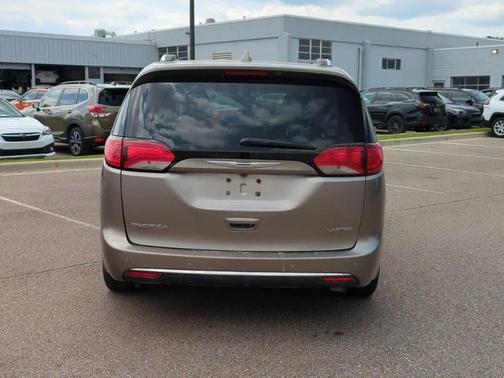 2018 Chrysler Pacifica Limited