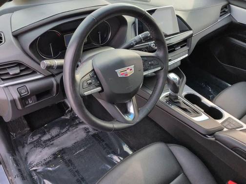 2024 Cadillac CT4 Premium Luxury