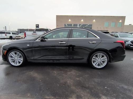 2024 Cadillac CT4 Premium Luxury