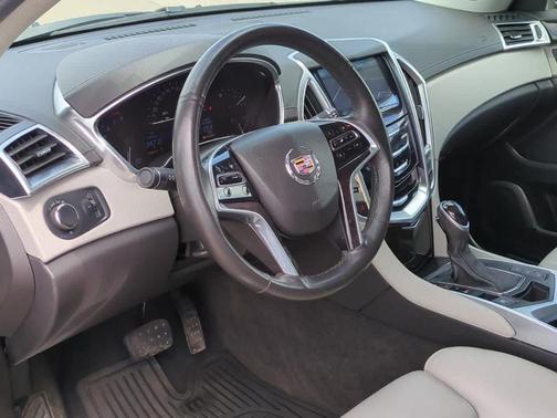 2016 Cadillac SRX Luxury Collection