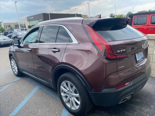 2022 Cadillac XT4 Luxury