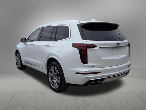 Crystal White Tri-Coat 2023 Cadillac XT6 Premium Luxury AWD