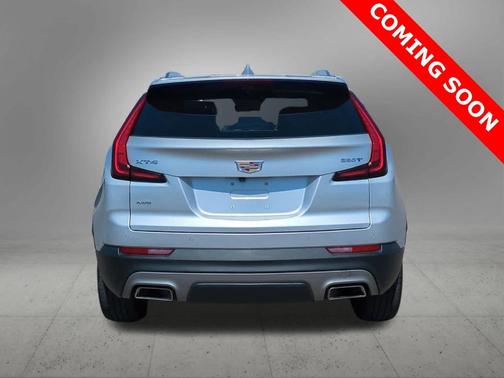 2022 Cadillac XT4 Premium Luxury