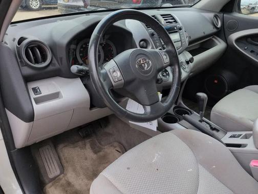 Blizzard Pearl 2007 Toyota RAV4 Limited
