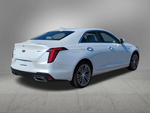 2022 Cadillac CT4 Premium Luxury
