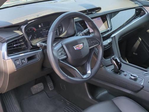 2024 Cadillac XT6 Premium Luxury AWD