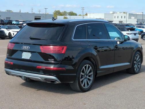 2017 Audi Q7 3.0T Prestige