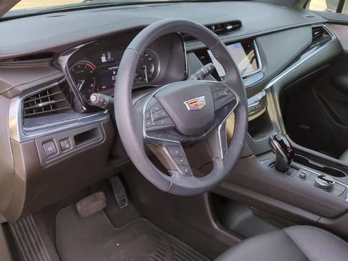 2023 Cadillac XT5 Premium Luxury