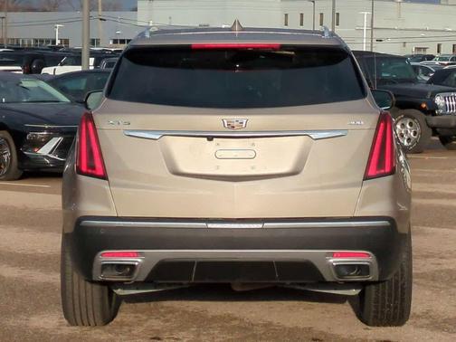 2023 Cadillac XT5 Premium Luxury