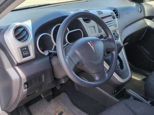 2009 Pontiac Vibe Base