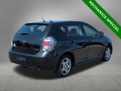 2009 Pontiac Vibe Base