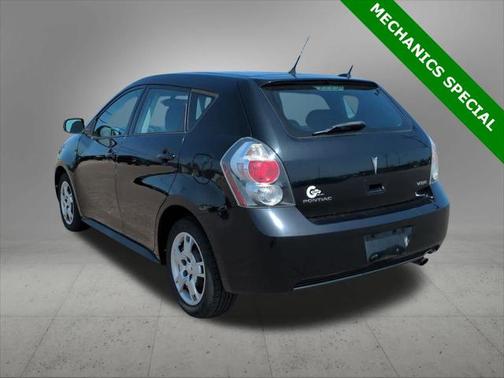 2009 Pontiac Vibe Base