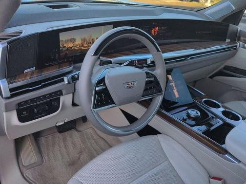 2025 Cadillac Escalade Premium Luxury Platinum