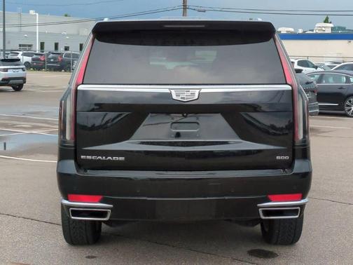2021 Cadillac Escalade Luxury
