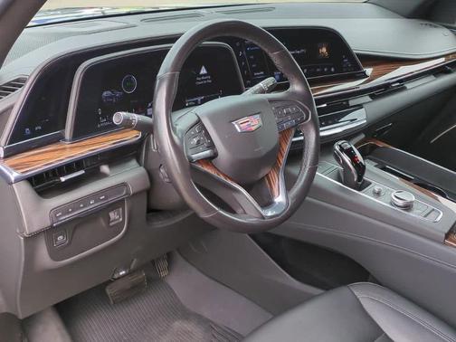 2021 Cadillac Escalade Luxury
