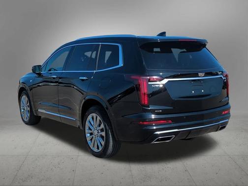 2022 Cadillac XT6 Premium Luxury AWD