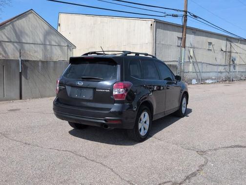 Dark Gray Metallic 2015 Subaru Forester 2.5i Limited