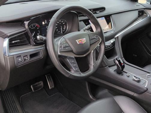 2023 Cadillac XT5 Sport