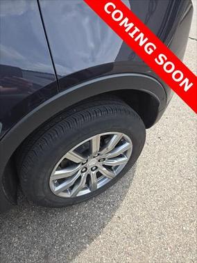 2022 Cadillac XT4 Premium Luxury