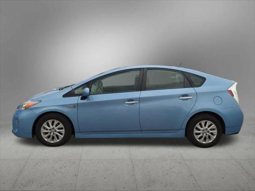 2012 Toyota Prius Plug-in Advanced