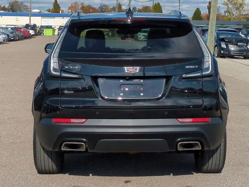2023 Cadillac XT4 Sport