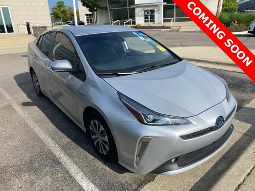 2021 Toyota Prius LE
