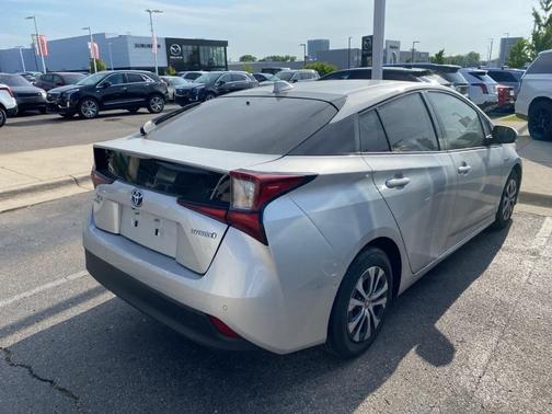 2021 Toyota Prius LE