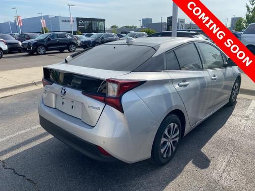 2021 Toyota Prius LE