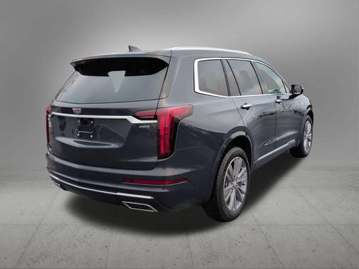 2025 Cadillac XT6 Premium Luxury AWD