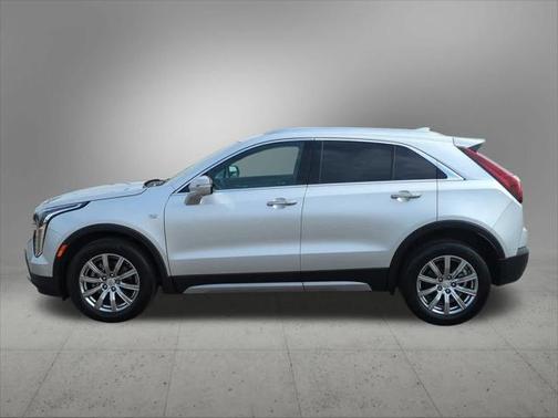 2022 Cadillac XT4 Premium Luxury