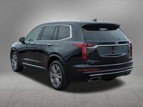 2022 Cadillac XT6 Premium Luxury AWD
