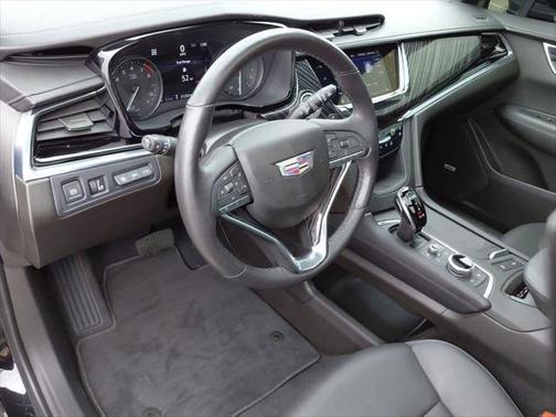 2022 Cadillac XT6 Premium Luxury AWD