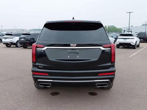 2022 Cadillac XT6 Premium Luxury AWD