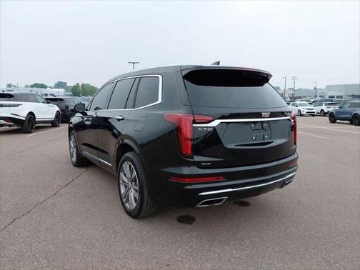 2022 Cadillac XT6 Premium Luxury AWD