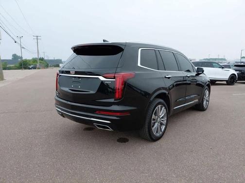 2022 Cadillac XT6 Premium Luxury AWD