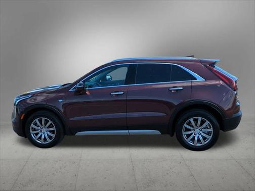 2022 Cadillac XT4 Premium Luxury