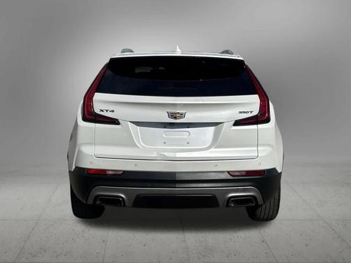 Crystal White Tri-Coat 2020 Cadillac XT4 Premium Luxury