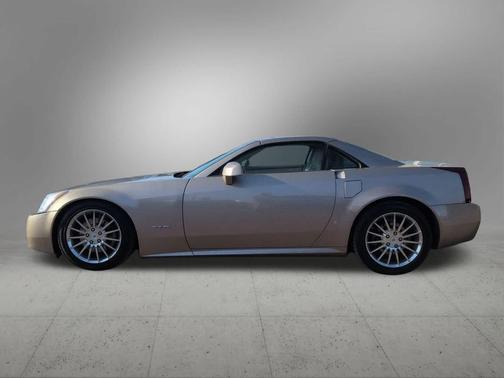 2008 Cadillac XLR 