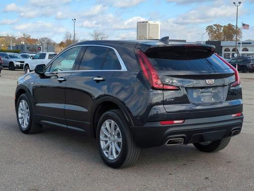 2023 Cadillac XT4 Luxury