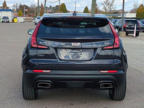 2023 Cadillac XT4 Luxury