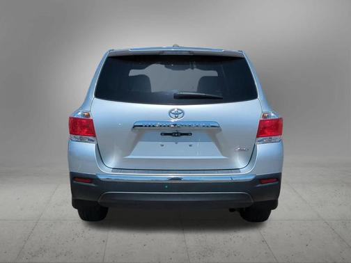 2011 Toyota Highlander Base