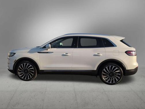 2023 Lincoln Nautilus Black Label