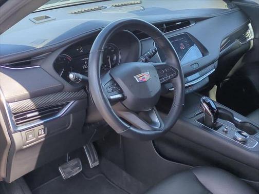 2022 Cadillac XT4 Sport