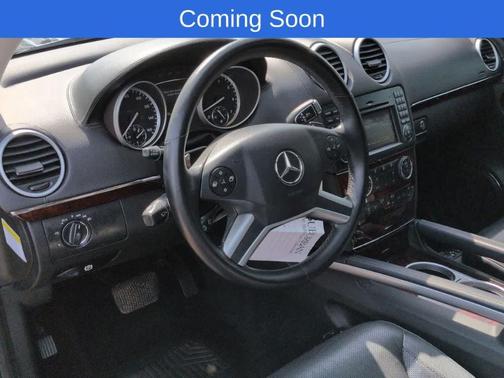 2011 Mercedes-Benz GL-Class GL 550 4MATIC