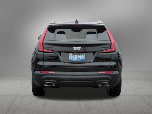 2022 Cadillac XT4 Luxury